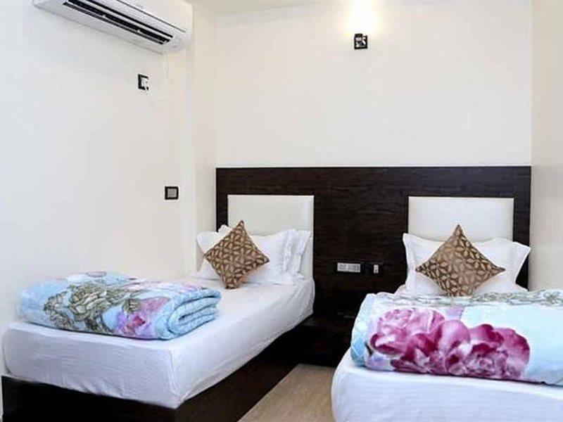 Hotel Vinayak Lifestyle Hotels Lucknow Esterno foto