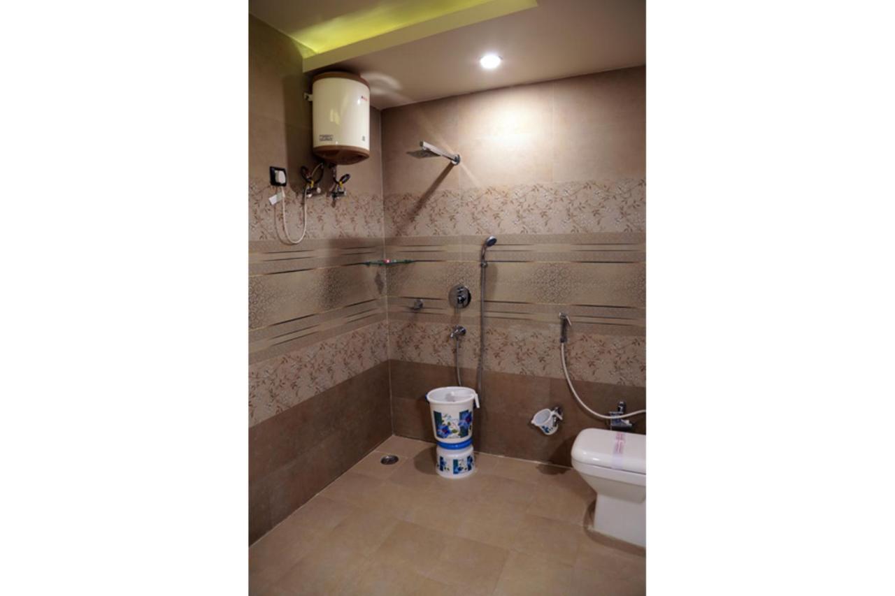 Hotel Vinayak Lifestyle Hotels Lucknow Esterno foto