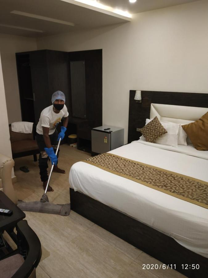 Hotel Vinayak Lifestyle Hotels Lucknow Esterno foto